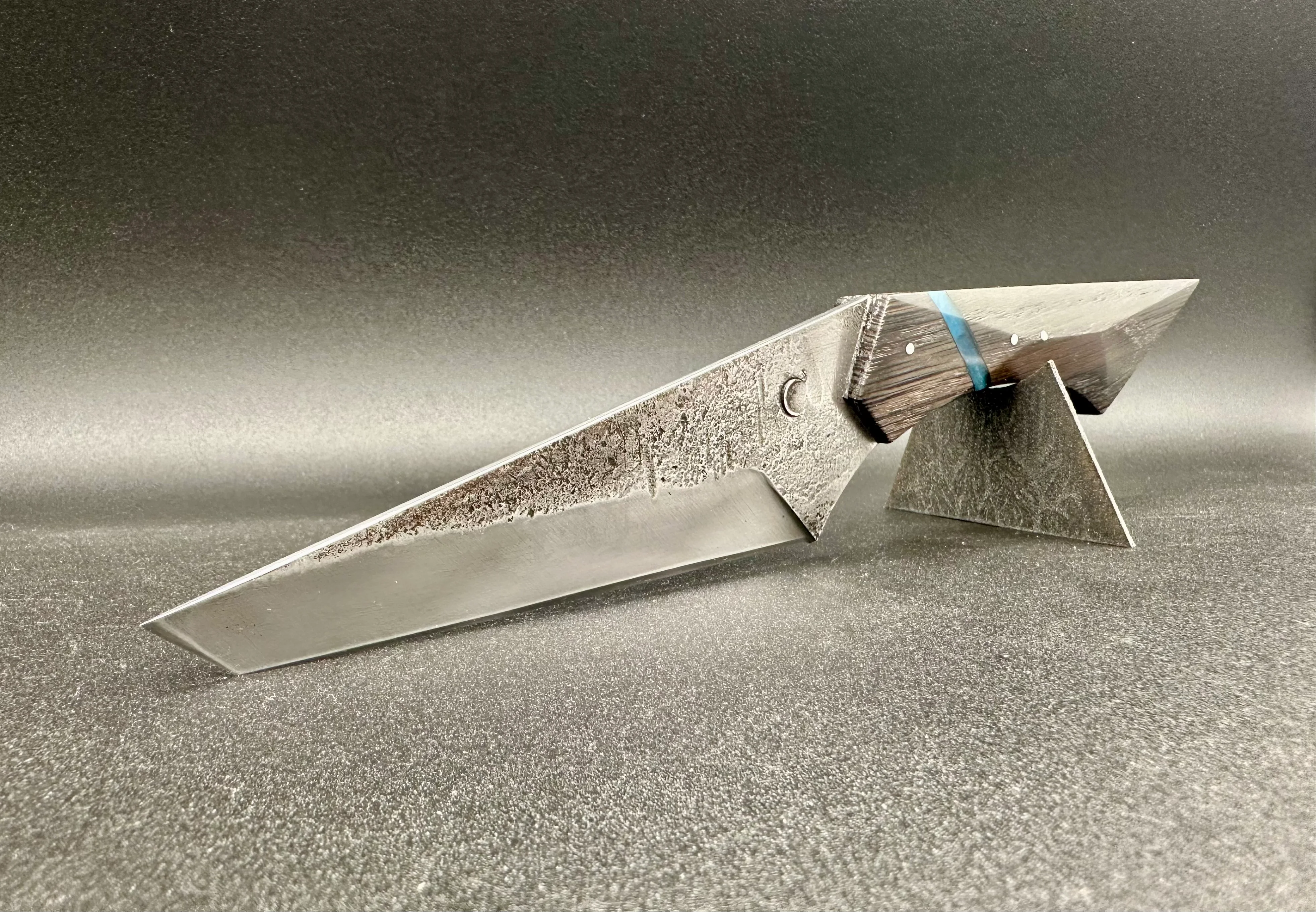 Cyber Edge inox et Morta/Epoxy