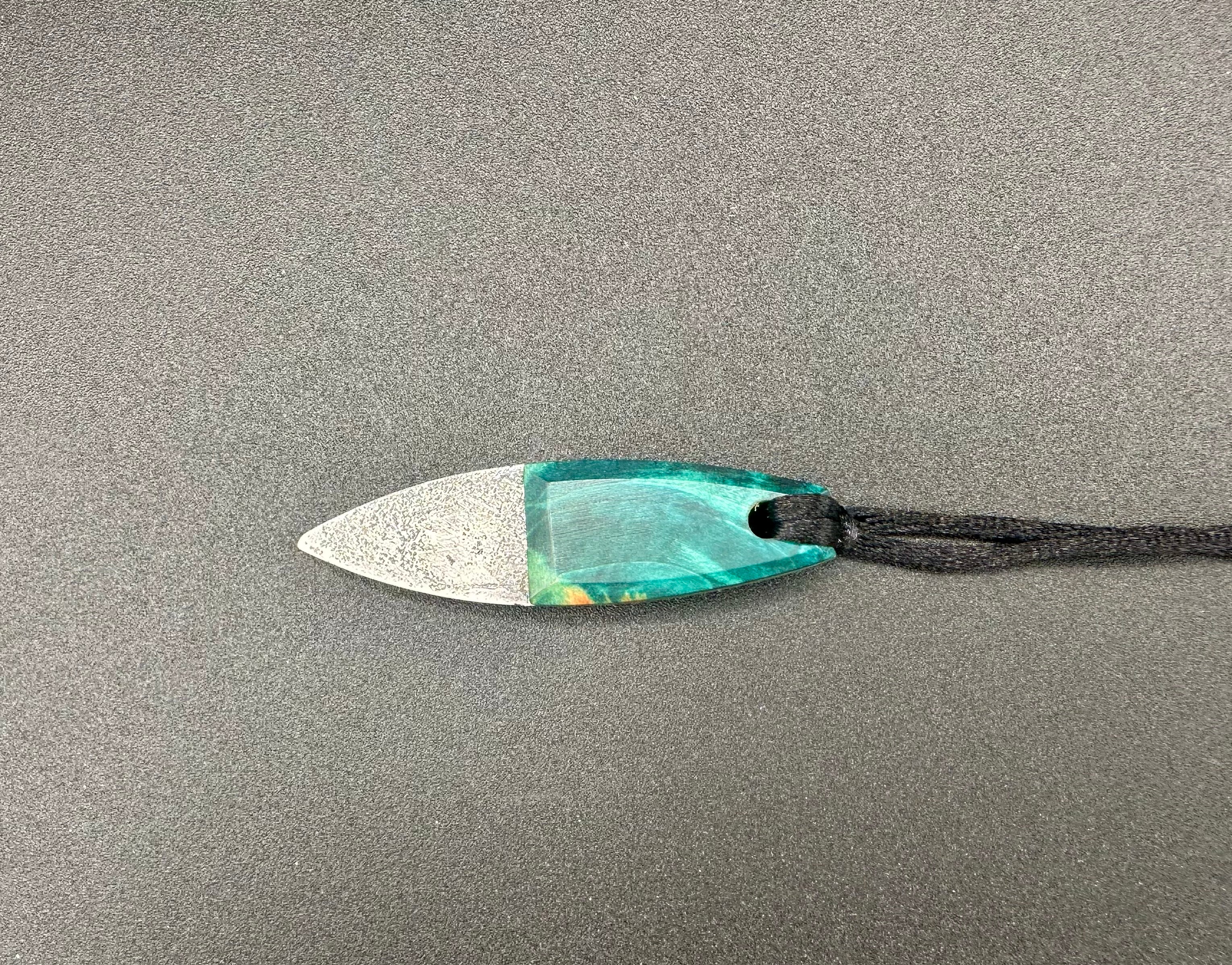 Le Sciotot pendentif Inox et Erable stabilisé