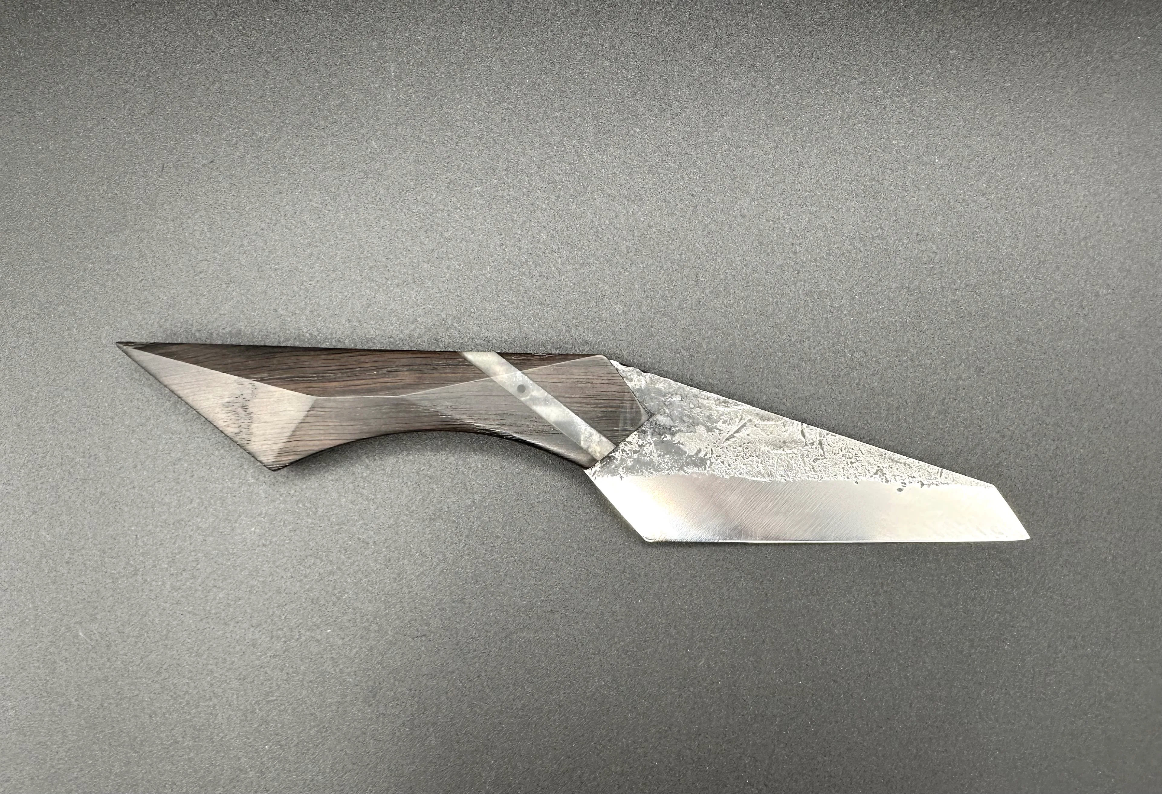 Cyber Edge Inox et Morta
