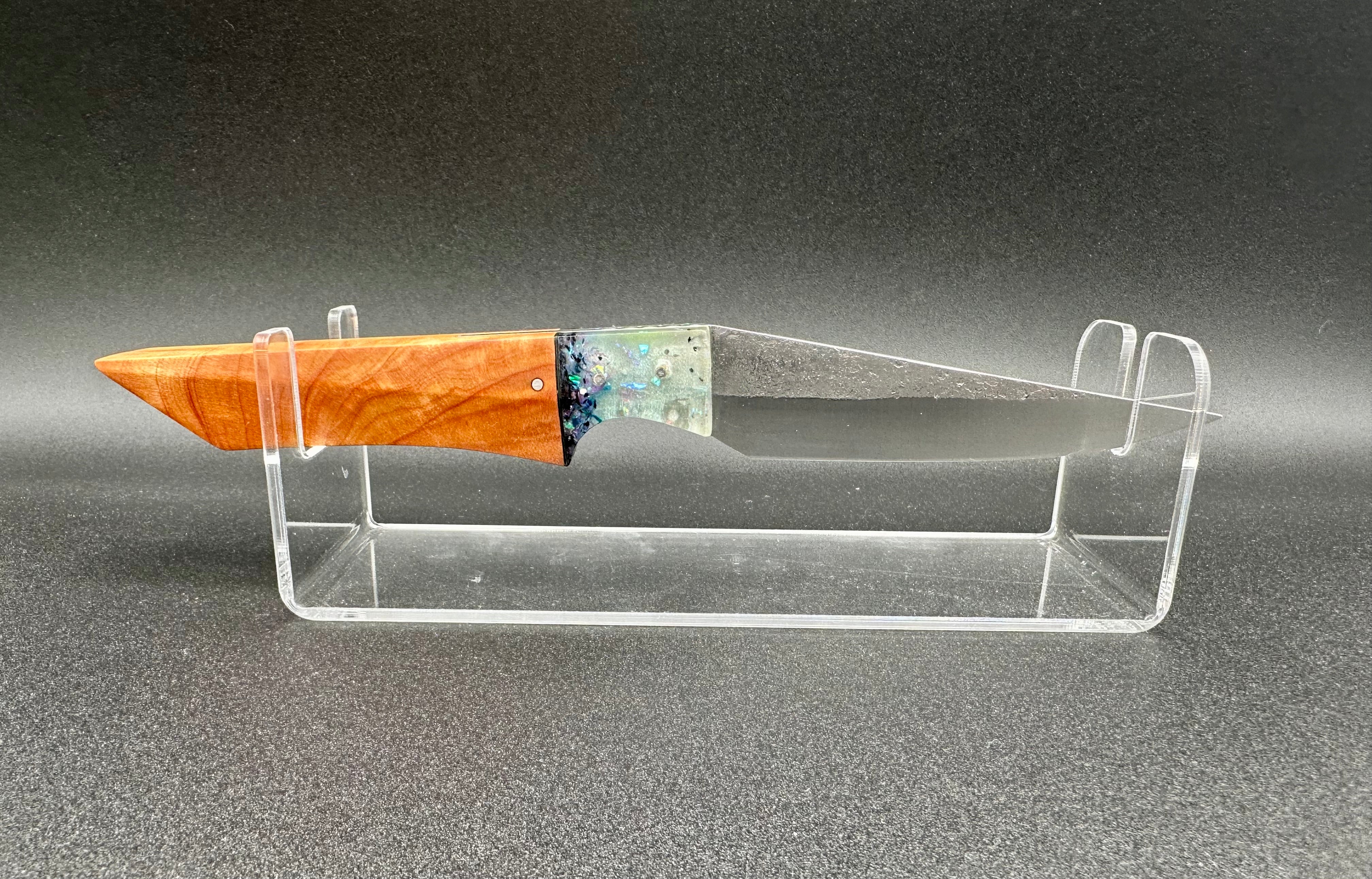 Edge Of Space stainless steel et burl de Cyprès