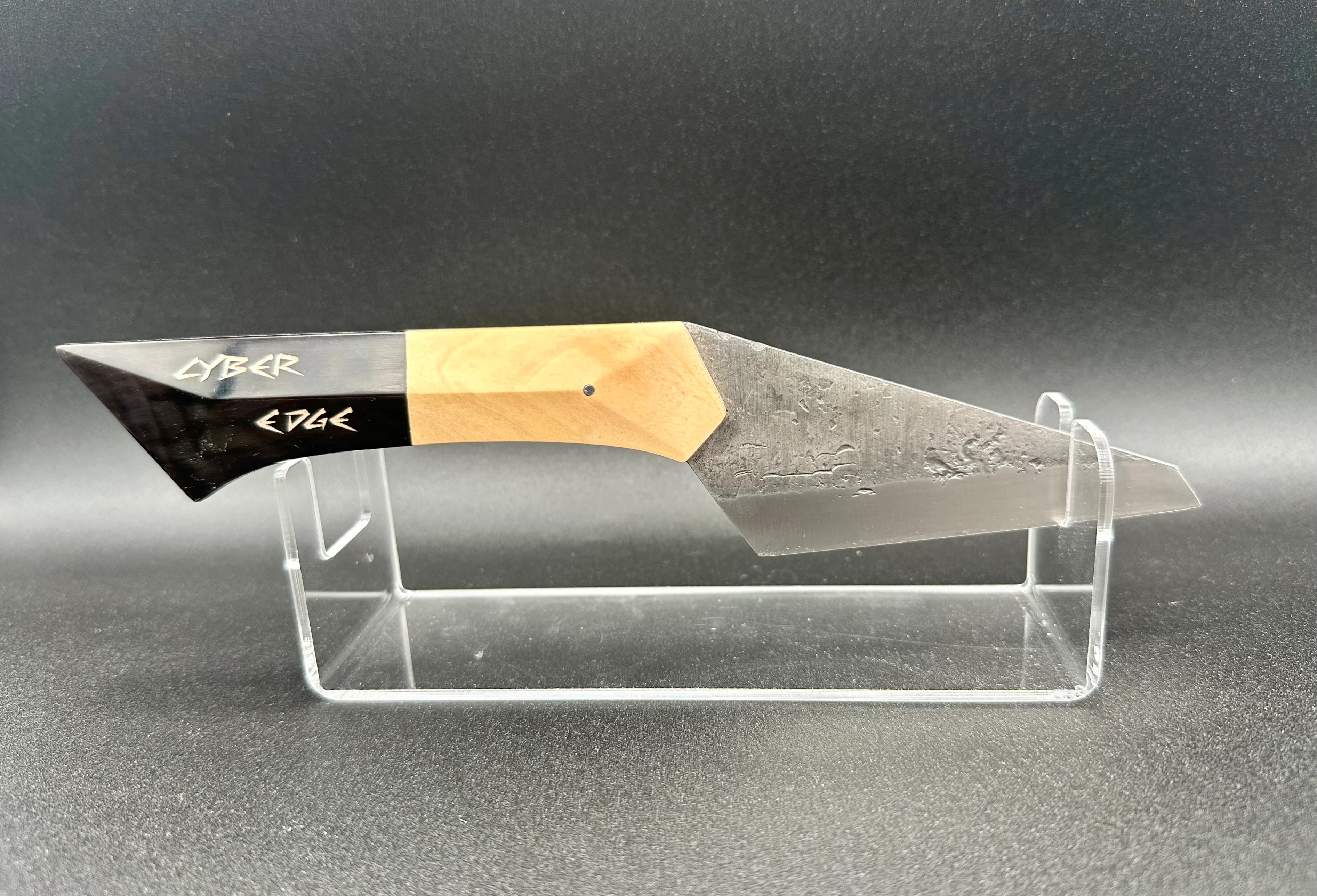 Cyber Edge Inox et Erable/Corne